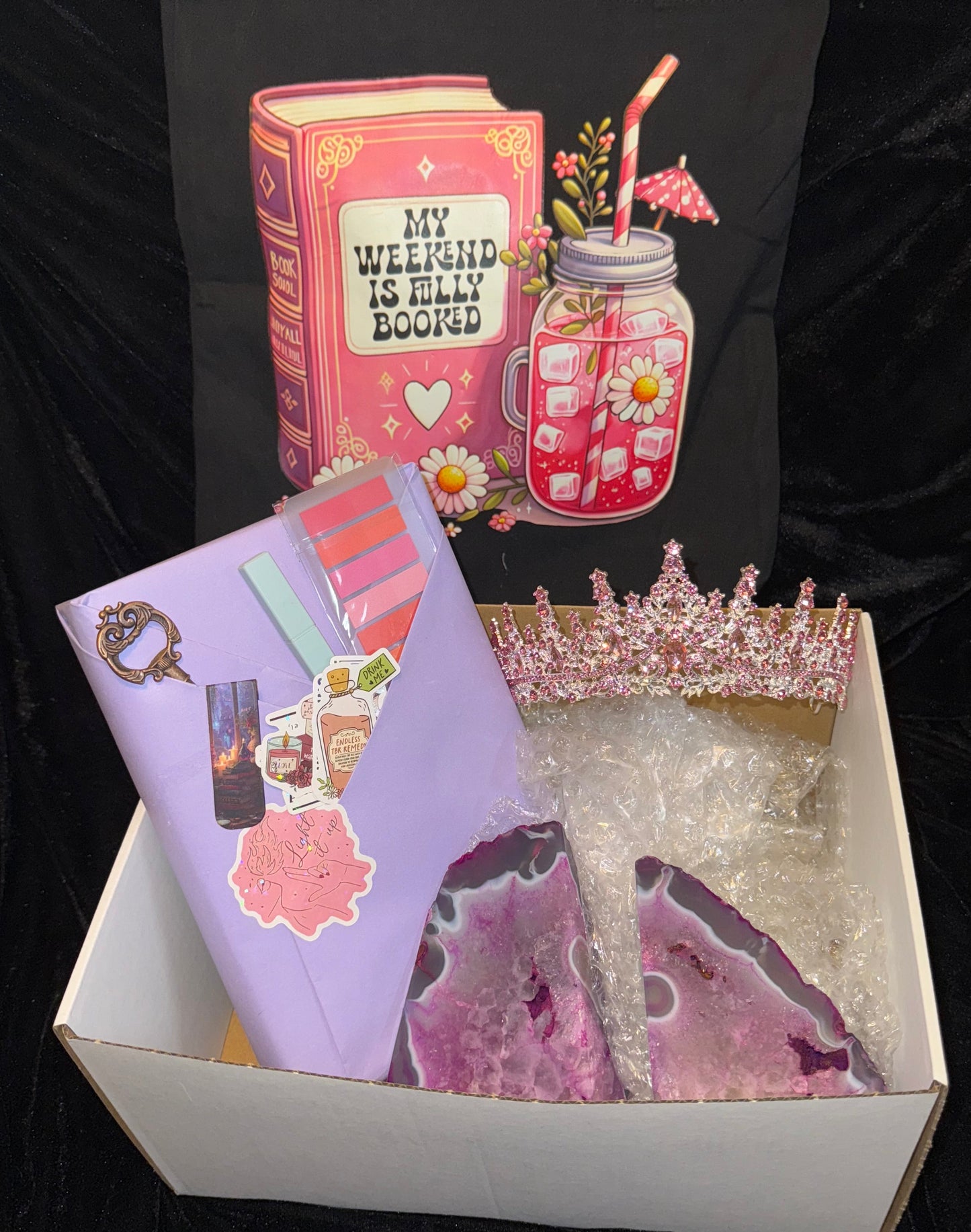 Deluxe Blind date with a book box - Crystal Bookends